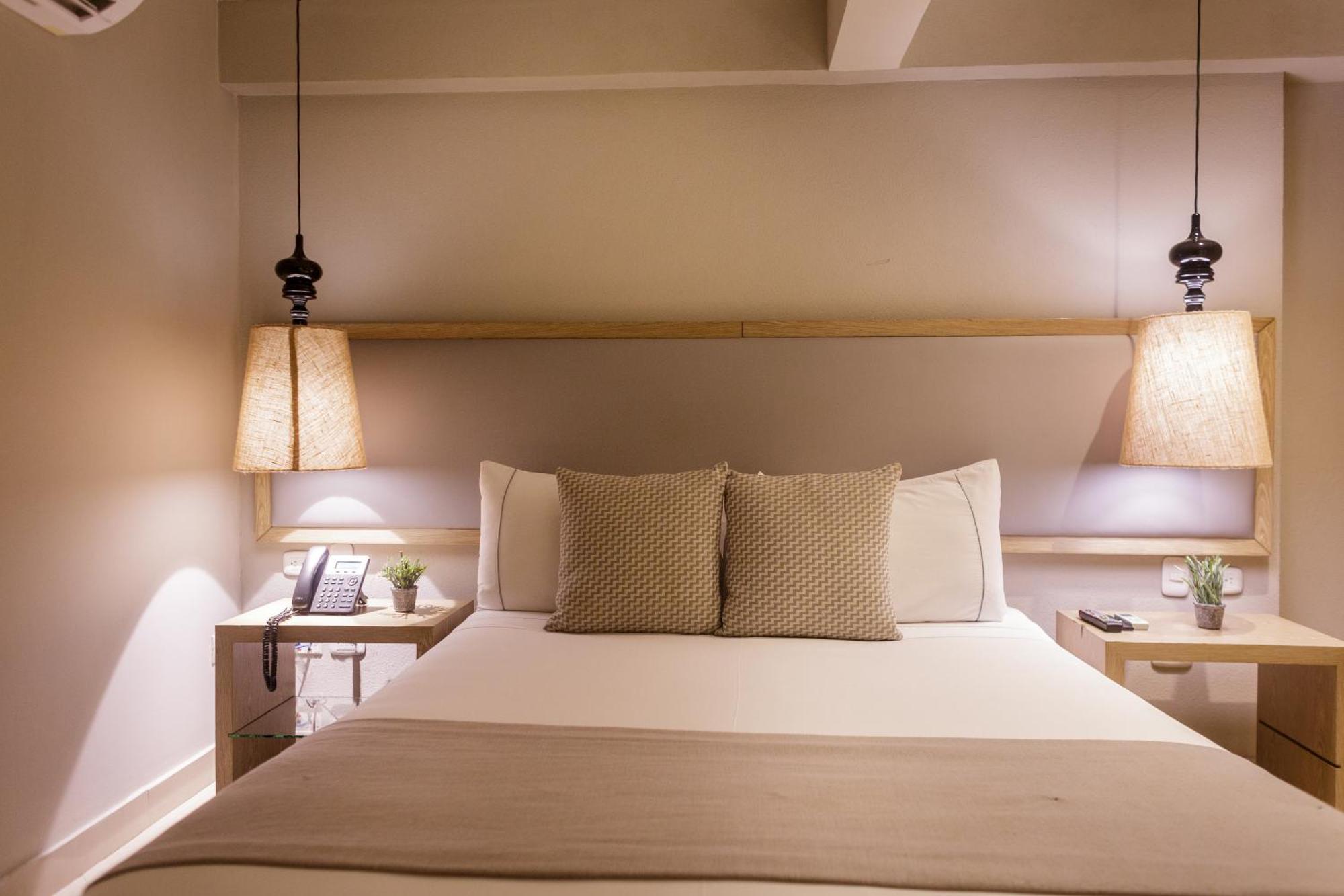 Hotel Santa Cecilia 3*