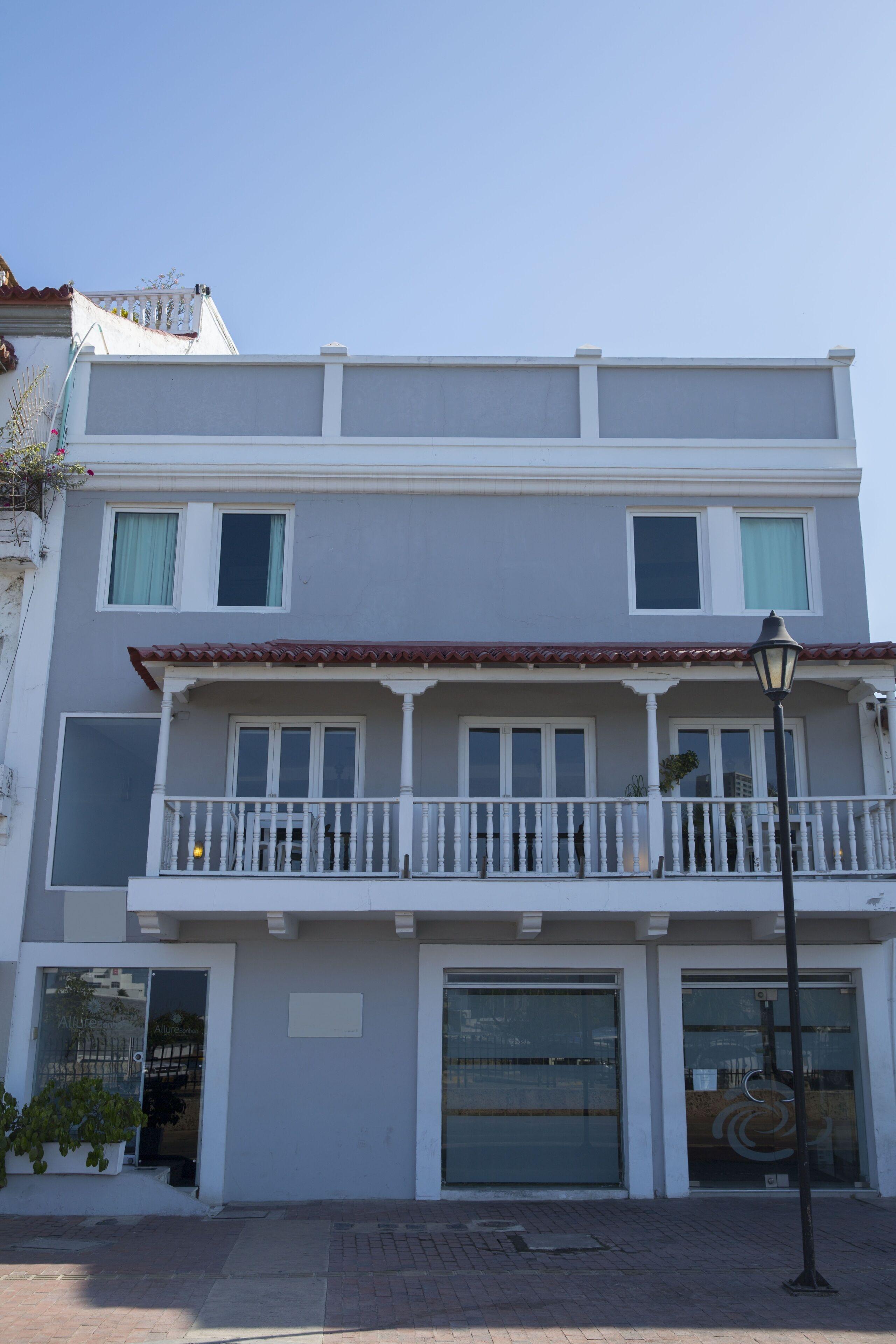 Santa Cecilia Hotel 3*