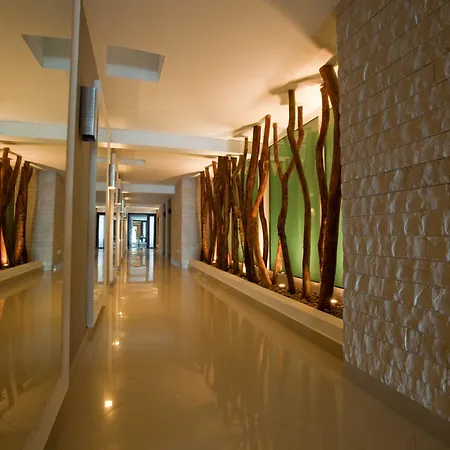 Santa Cecilia 3*