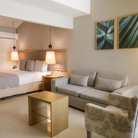 Hotel Santa Cecilia 3*