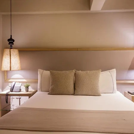 Hotel Santa Cecilia 3*