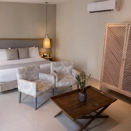 Santa Cecilia Hotel 3*